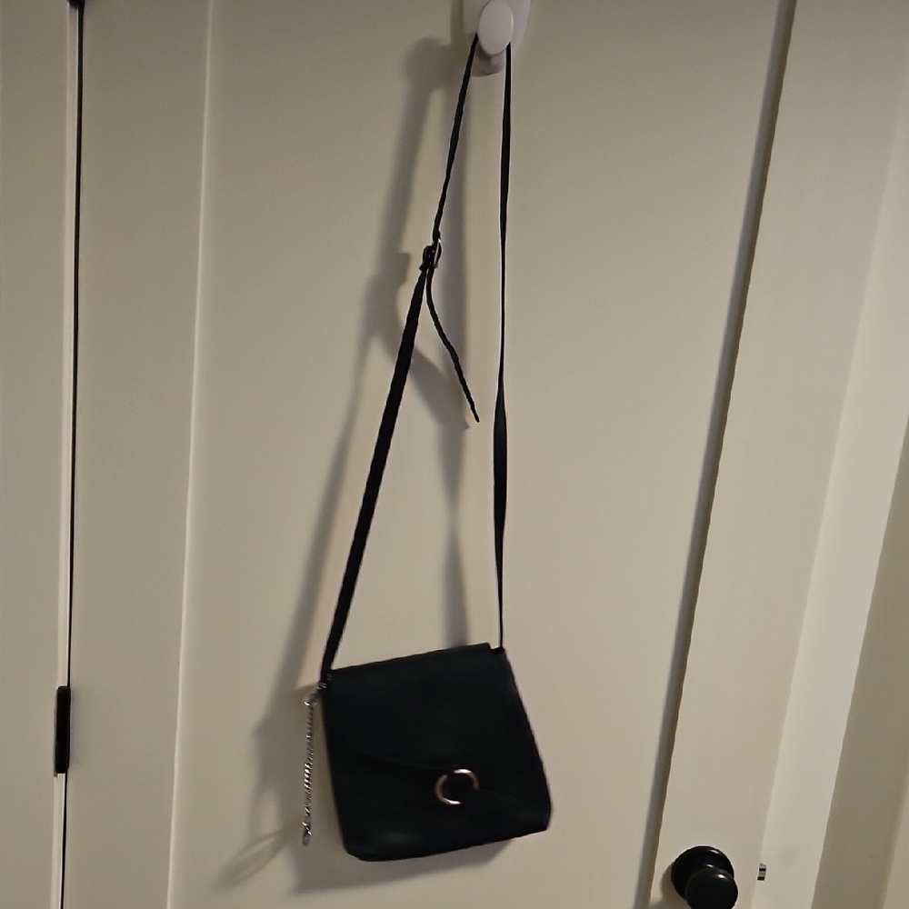 Elegant Made In ITALY Navy Crossbody Bag